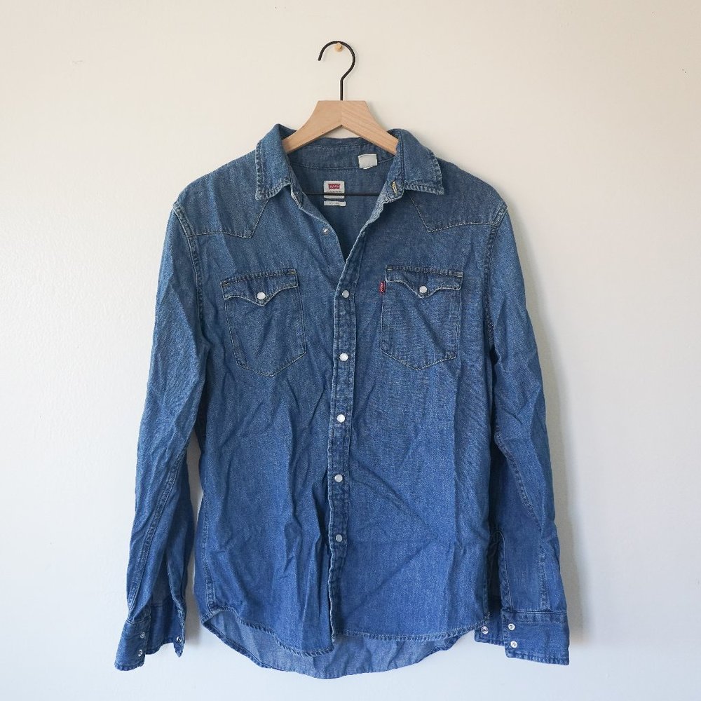 Levi Light Demin Long Sleeve Shirt